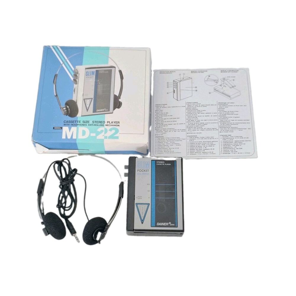 Dainer MD-22 Slim Pocket Handheld Cassette Stereo Player Headphone Japan Vintage